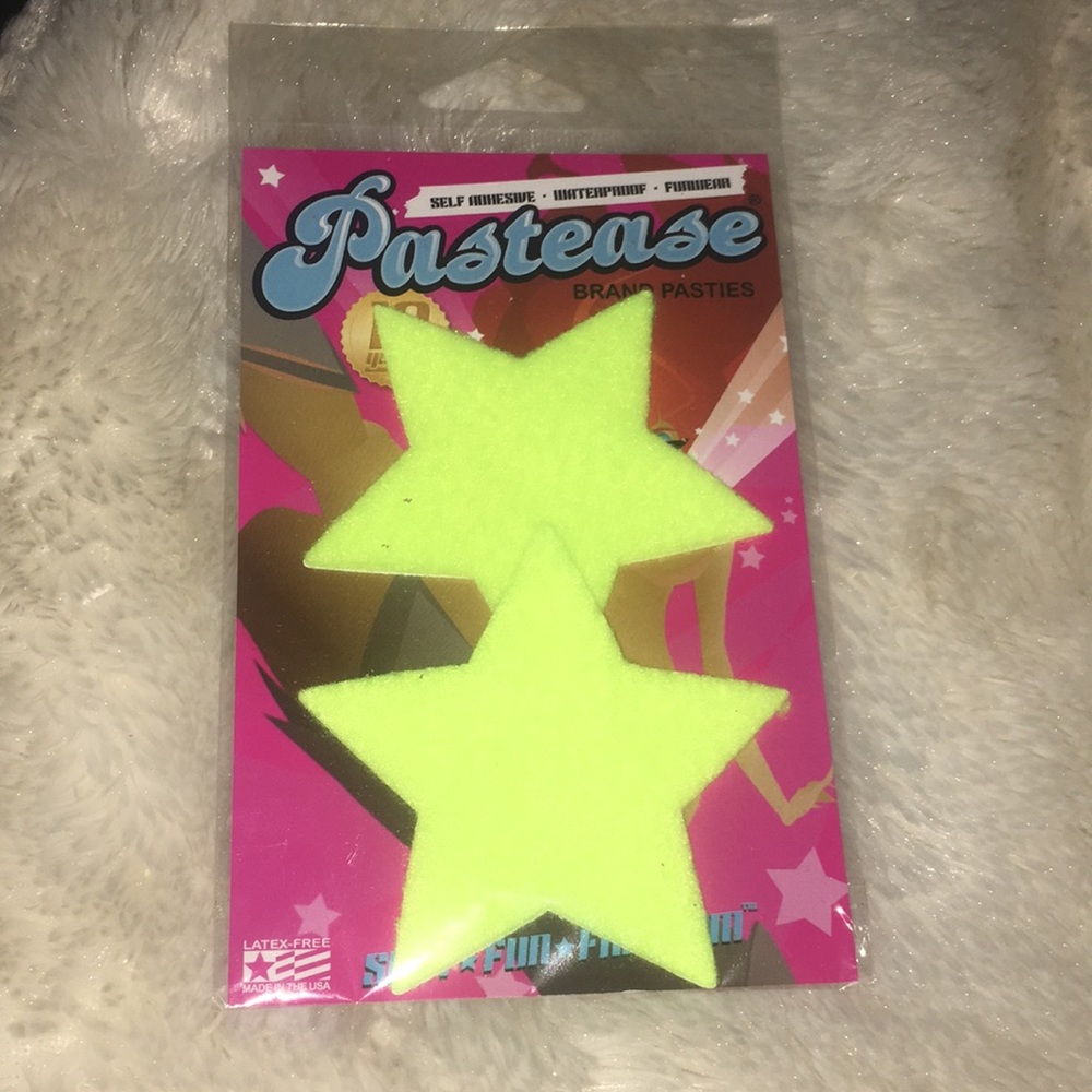 SALE! Neon star ⭐️ cover up Pasty's by Pastease